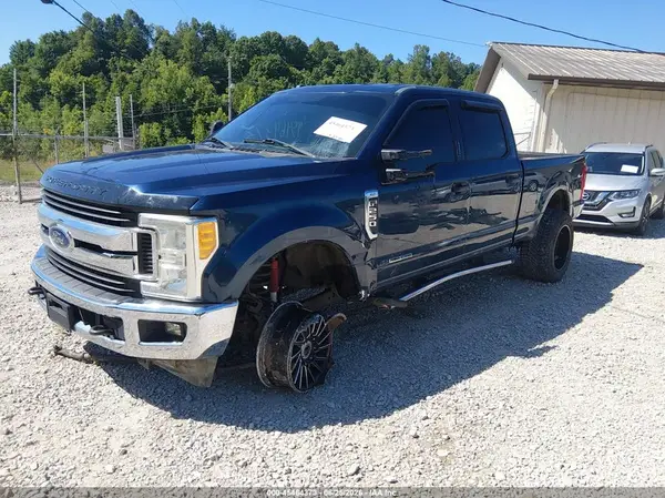 1FT7W2BT2HEC40083 2017 FORD F250 - Image 2