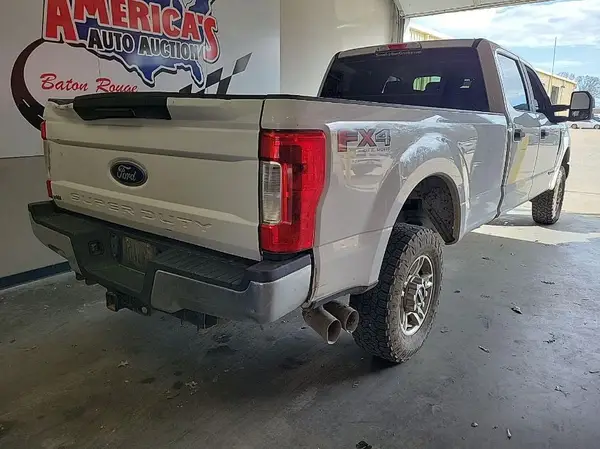 1FT7W2BT2HEC43761 2017 FORD F250 - Image 2