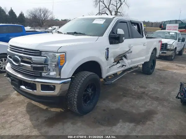 1FT7W2BT2HED41589 2017 FORD F250 - Image 2