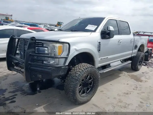 1FT7W2BT2HED91697 2017 FORD F250 - Image 2