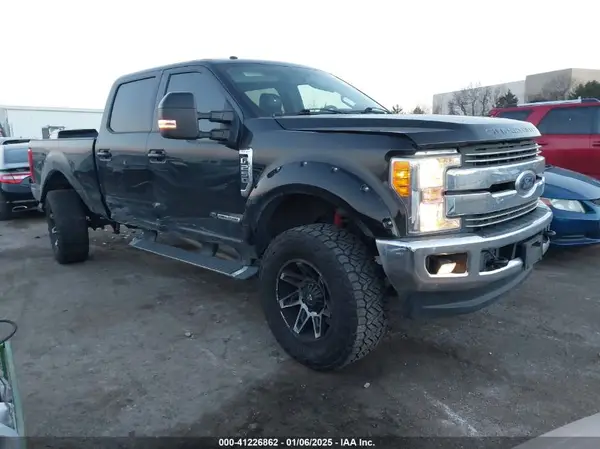 1FT7W2BT2HEE31308 2017 FORD F250 - Image 1
