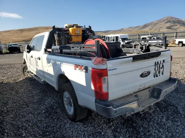 1FT7W2BT2HEE58766 2017 FORD F250 - Image 2