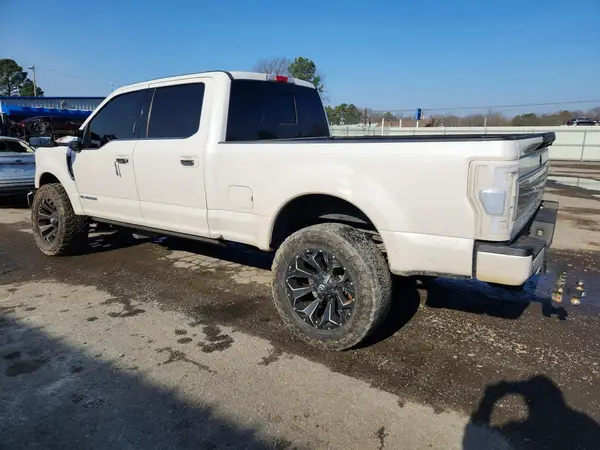1FT7W2BT2HEE78807 2017 FORD F250 - Image 2