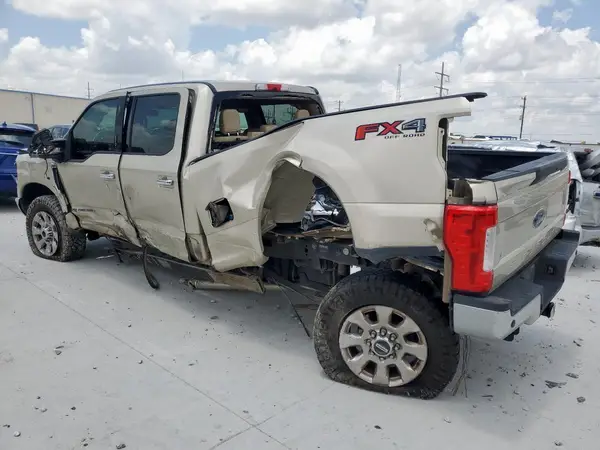 1FT7W2BT2HEE93825 2017 FORD F250 - Image 2