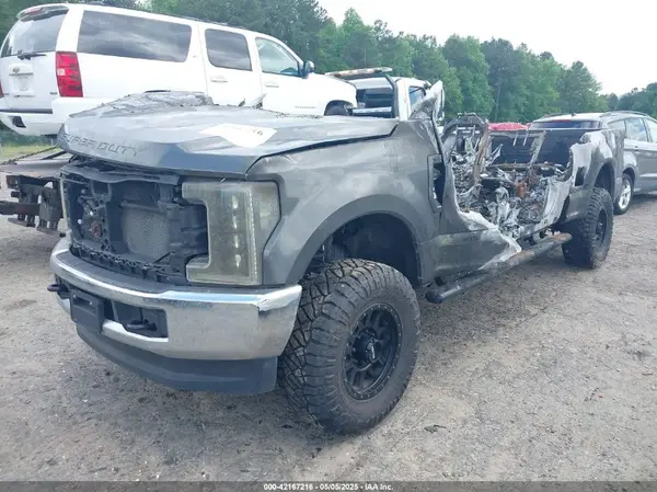 1FT7W2BT2HEF16195 2017 FORD F250 - Image 2