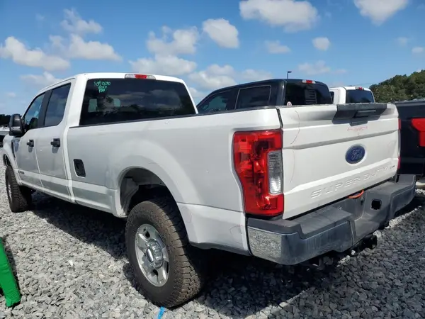 1FT7W2BT2JEB30317 2018 FORD F250 - Image 2