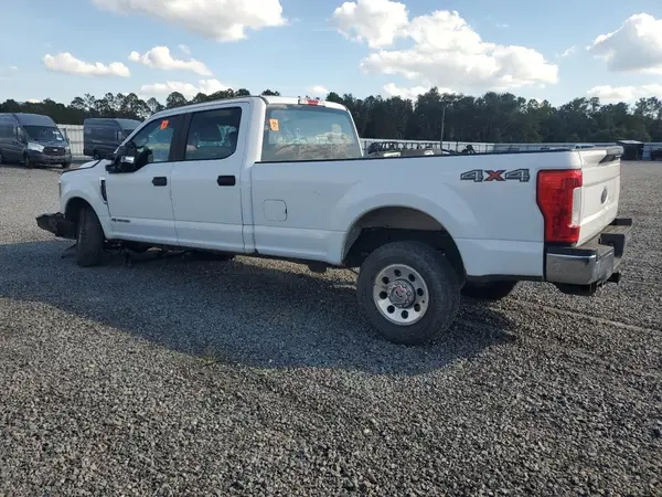 1FT7W2BT2JEB63236 2018 FORD F250 - Image 2