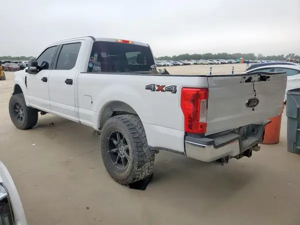 1FT7W2BT2JEB91232 2018 FORD F250 - Image 2