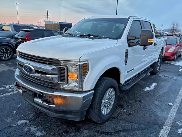 1FT7W2BT2JEC74997 2018 FORD F250 - Image 2