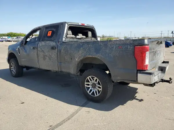 1FT7W2BT2JEC96515 2018 FORD F250 - Image 2