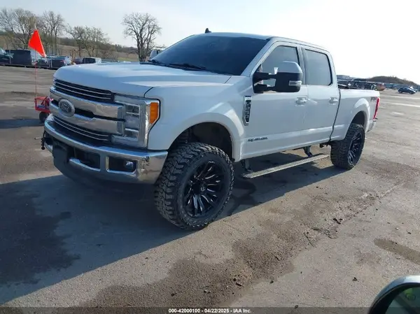 1FT7W2BT2KEC22660 2019 FORD F250 - Image 2