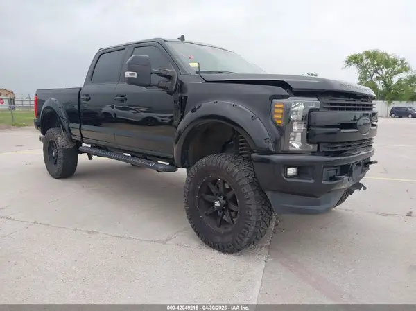 1FT7W2BT2KEE43529 2019 FORD F250 - Image 1