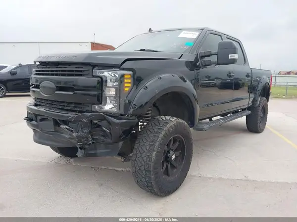 1FT7W2BT2KEE43529 2019 FORD F250 - Image 2