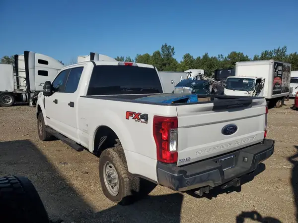 1FT7W2BT2KEE90009 2019 FORD F250 - Image 2