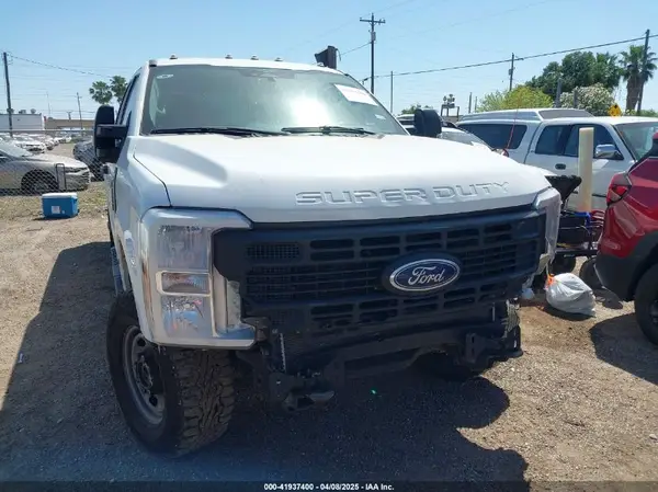 1FT7W2BT2PEC30233 2023 FORD F250 - Image 1