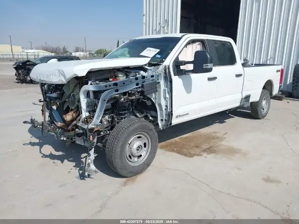1FT7W2BT2REE29043 2024 FORD F250 - Image 2