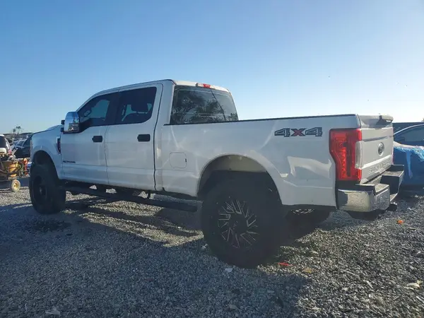 1FT7W2BT3HEB36802 2017 FORD F250 - Image 2
