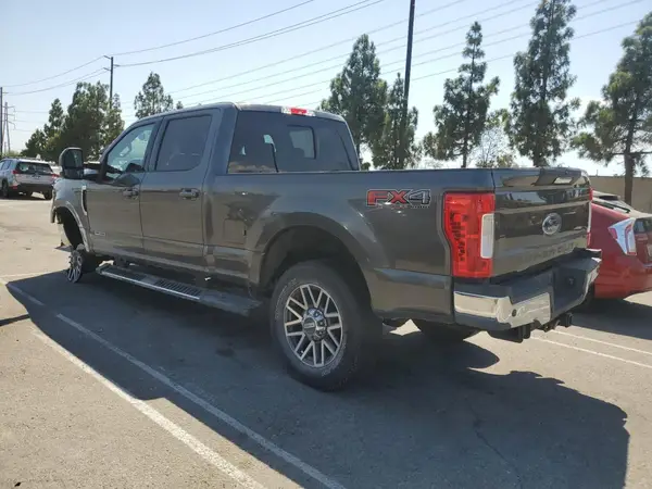 1FT7W2BT3HEC97926 2017 FORD F250 - Image 2