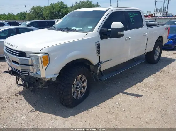 1FT7W2BT3HED91692 2017 FORD F250 - Image 2