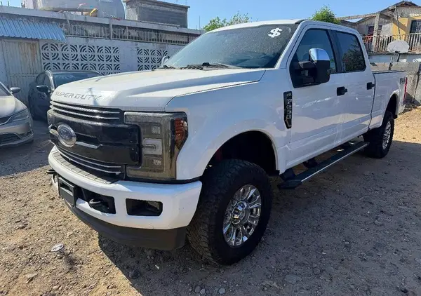 1FT7W2BT3HEE70005 2017 FORD F250 - Image 2
