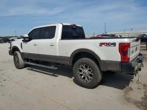 1FT7W2BT3HEF07506 2017 FORD F250 - Image 2