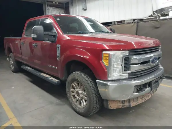 1FT7W2BT3HEF19655 2017 FORD F250 - Image 1