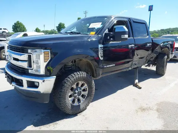 1FT7W2BT3JEB65304 2018 FORD F250 - Image 2