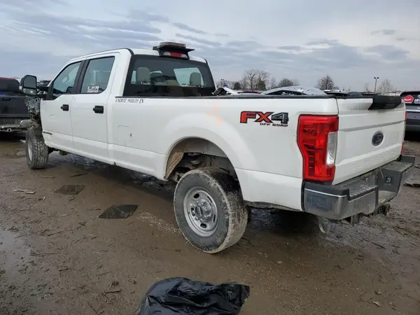 1FT7W2BT3JEC26389 2018 FORD F250 - Image 2