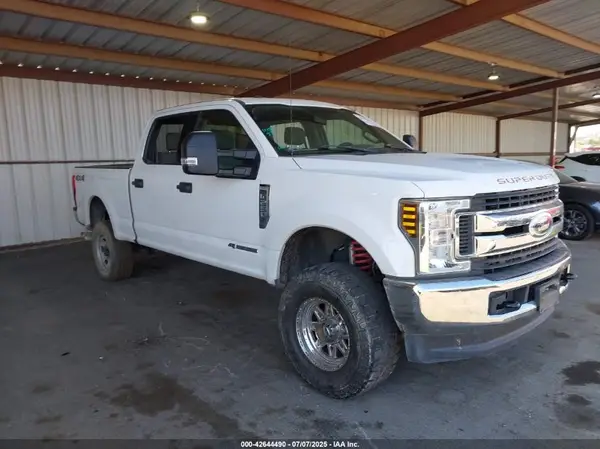 1FT7W2BT3JEC44584 2018 FORD F250 - Image 1