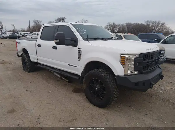 1FT7W2BT3JEC80758 2018 FORD F250 - Image 1