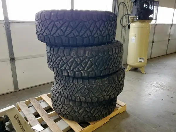 1FT7W2BT3KED24971 2019 FORD F250 - Image 2