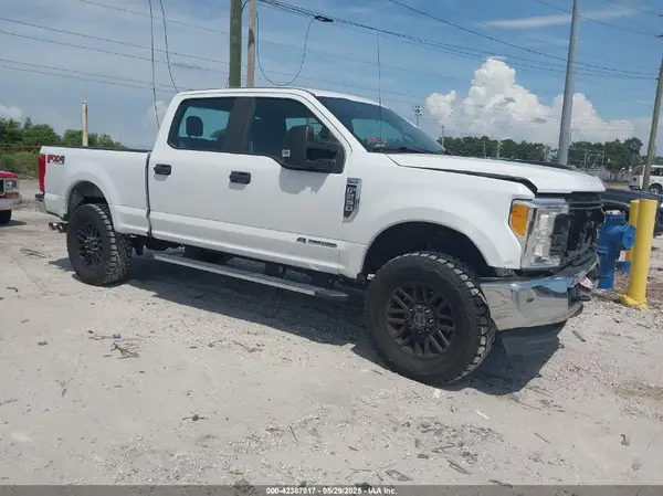 1FT7W2BT4HEB26859 2017 FORD F250 - Image 1