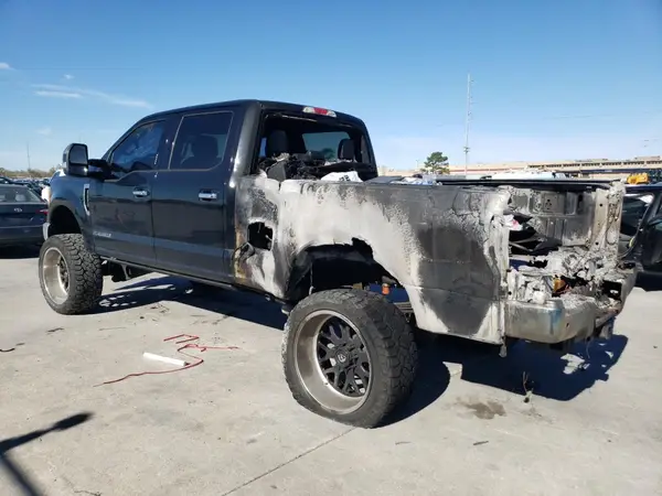 1FT7W2BT4HEB88519 2017 FORD F250 - Image 2