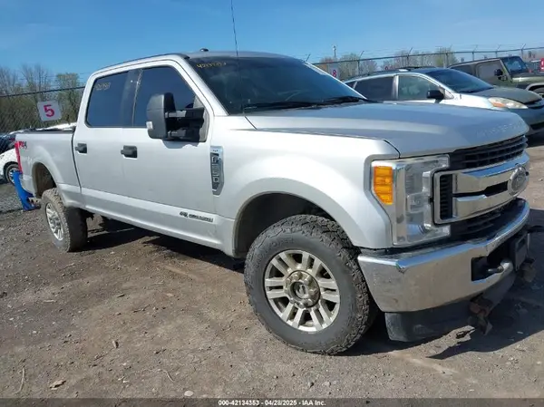 1FT7W2BT4HED52447 2017 FORD F250 - Image 1