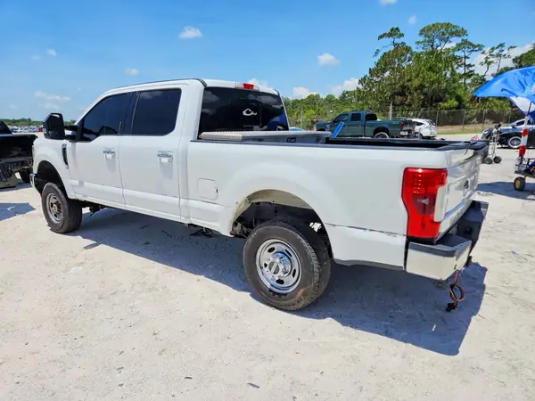 1FT7W2BT4JEB04107 2018 FORD F250 - Image 2