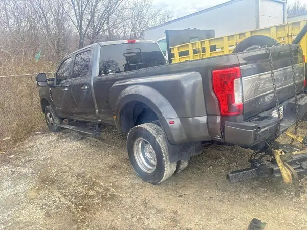 1FT7W2BT4JEB57406 2018 FORD F250 - Image 2