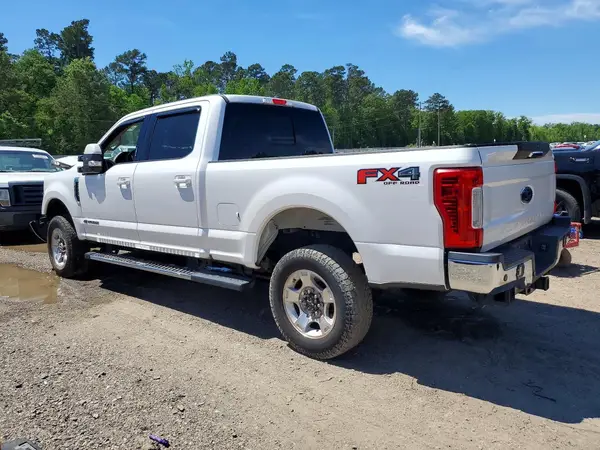 1FT7W2BT4JEB70303 2018 FORD F250 - Image 2