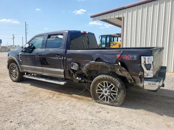 1FT7W2BT4JEB88560 2018 FORD F250 - Image 2