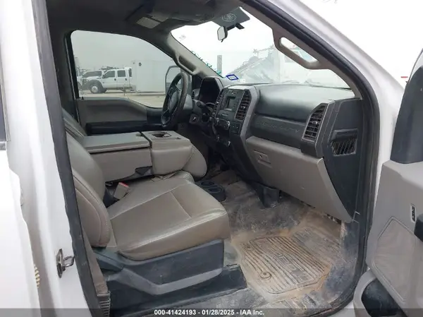 1FT7W2BT4KEF52851 2019 FORD F250 - Image 1