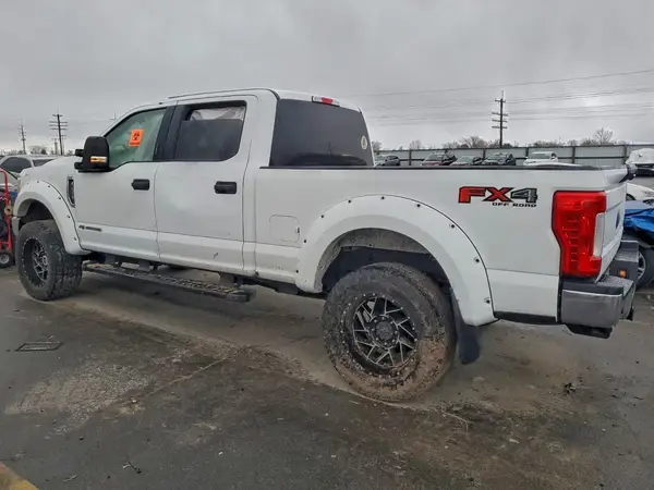 1FT7W2BT4KEF70914 2019 FORD F250 - Image 2