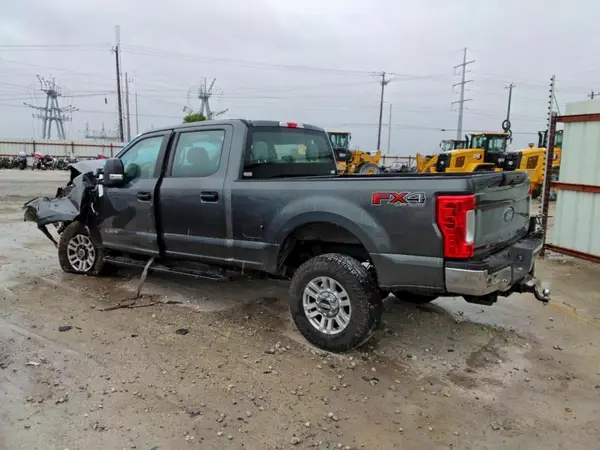 1FT7W2BT4KEG19965 2019 FORD F250 - Image 2