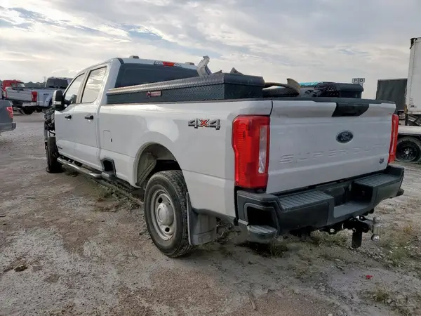 1FT7W2BT4REC49496 2024 FORD F250 - Image 2