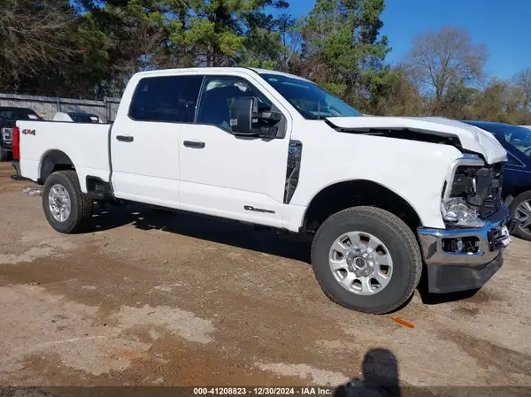 1FT7W2BT4REF36126 2024 FORD F250 - Image 1