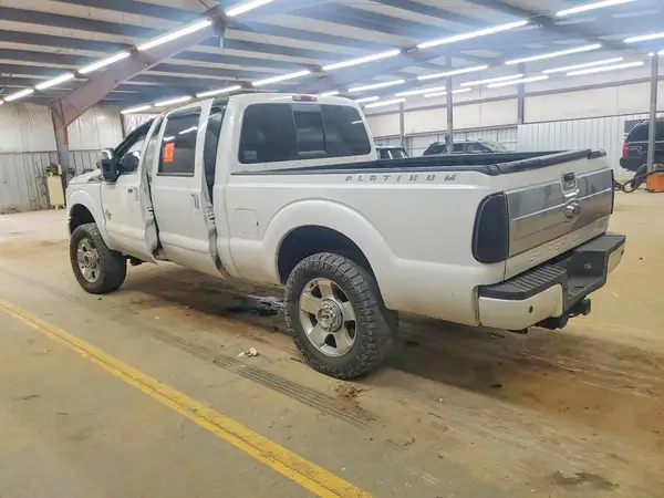 1FT7W2BT5GEB84395 2016 FORD F250 - Image 2