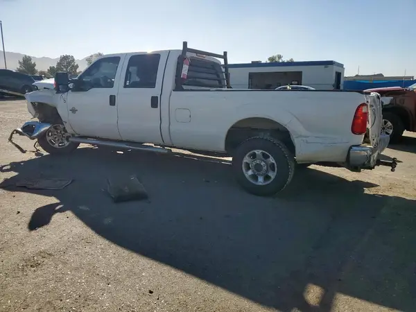 1FT7W2BT5GEB93906 2016 FORD F250 - Image 2