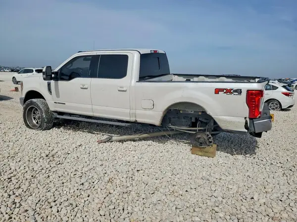 1FT7W2BT5HEB28510 2017 FORD F250 - Image 2