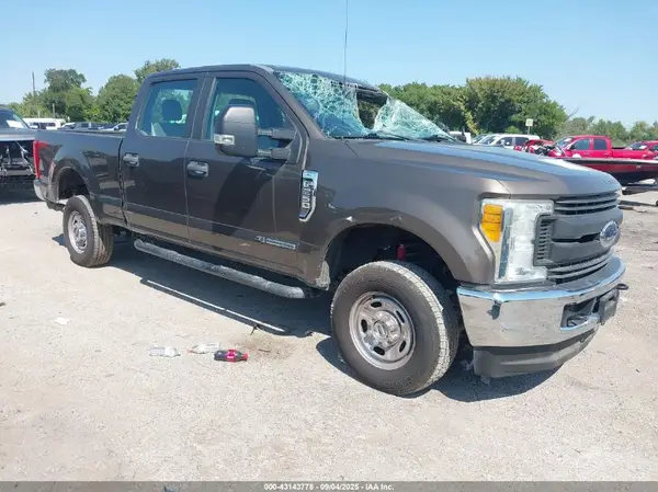 1FT7W2BT5HEB28622 2017 FORD F250 - Image 1