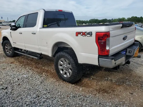1FT7W2BT5HEC18398 2017 FORD F250 - Image 2