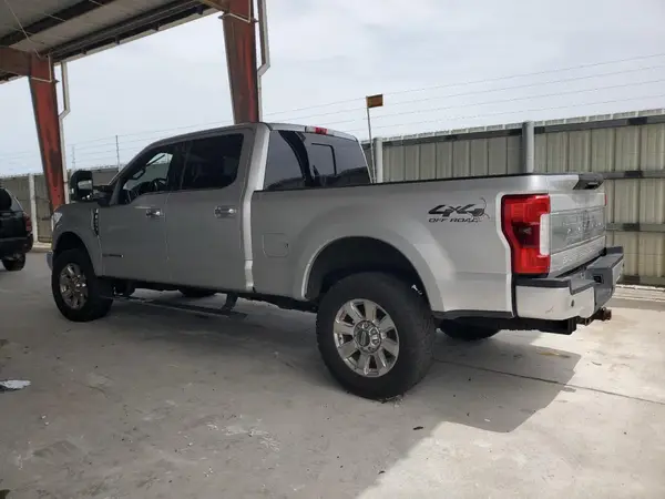 1FT7W2BT5HED77941 2017 FORD F250 - Image 2