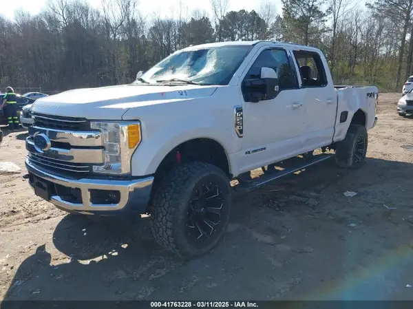 1FT7W2BT5HEF12769 2017 FORD F250 - Image 2